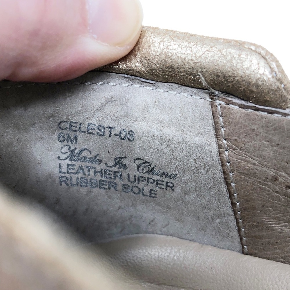 Donald Pliner Celeste Sneaker‎ - Picture 8 of 9